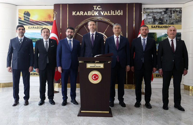 ENERJİ VE TABİİ KAYNAKLAR BAKANI BAYRAKTAR KARABÜK’E GELDİ