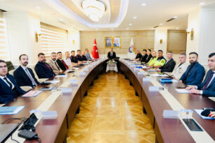 VALİ YAVUZ BAŞKANLIĞINDA GENİŞLETİLMİŞ GÜVENLİK TOPLANTISI YAPILDI.