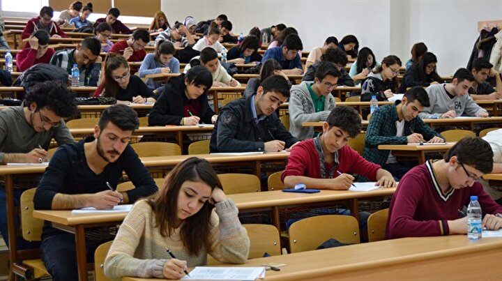 YKS İLK OTURUMU TEMEL YETERLİLİK TESTİ (TYT) SONA ERDİ.