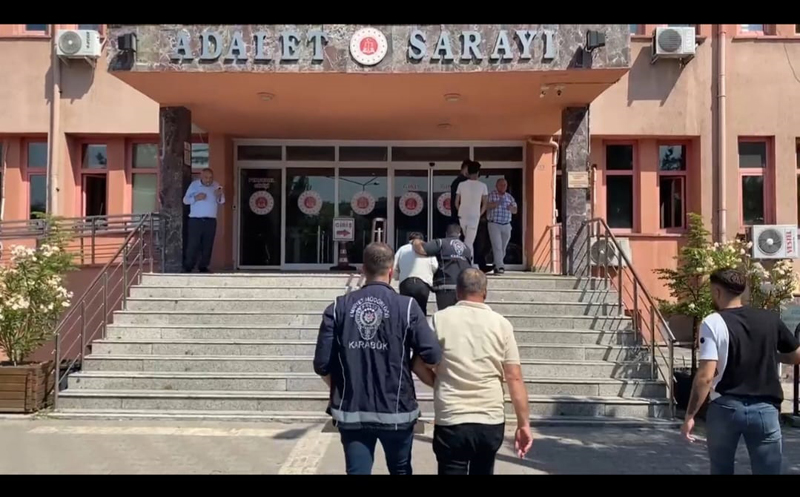 KARABÜK’TE UYUŞTURUCU OPERASYONU 2 KİŞİ TUTUKLANDI