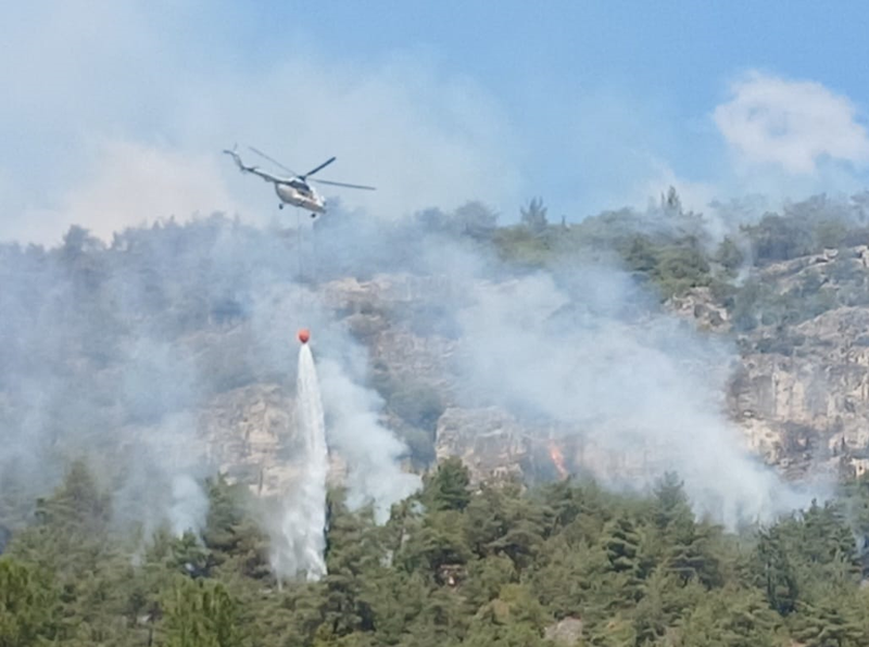 ORMAN YANGINININDA SOĞUTMA ÇALIŞMALARI BAŞLADI