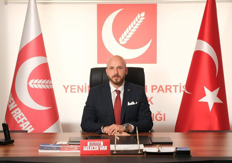 ÖZER: “MEMURA VE EMEKLİYE VERİLEN, ZAM DEĞİL SADAKADIR”