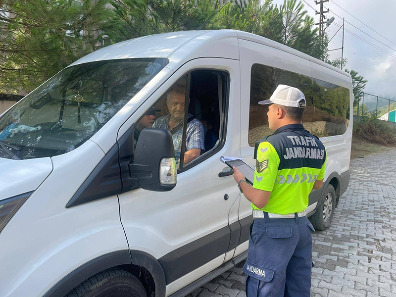 OKUL SERVİSLERİNE SIKI DENETİM