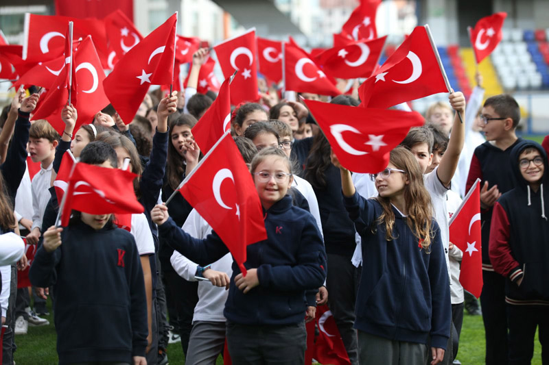 CUMHURİYETİMİZİN 102. YILI KARABÜK’TE TÖRENLERLE KUTLANDI.