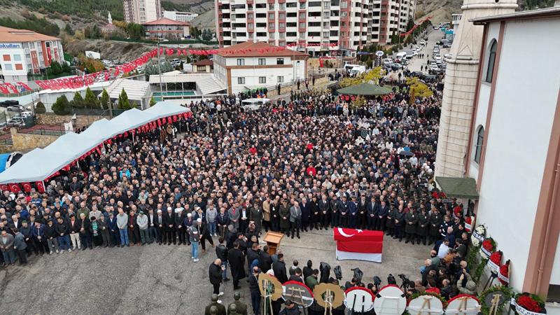 ŞEHİDİMİZ SON YOLCULUĞUNA UĞURLANDI