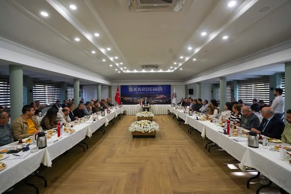OFLAZ, BASIN MENSUPLARIYLA BİR ARAYA GELDİ…
