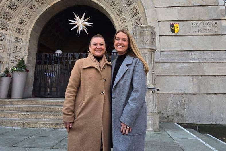 İKİ ÜLKEDEN İKİ KADIN BAŞKAN GLADBECK’TE BULUŞTU