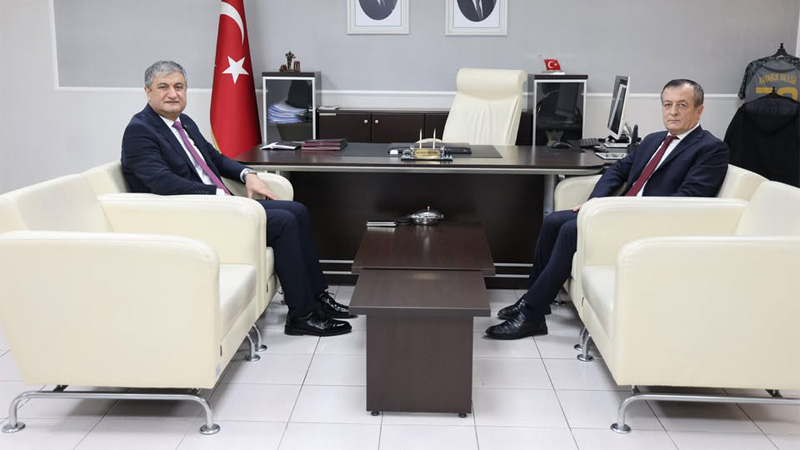 VALİ YAVUZ’DAN İL ÖZEL İDAREYE VEDA ZİYARETİ