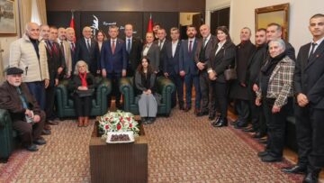 CHP KARABÜK ÖRGÜTÜNDEN GENEL BAŞKAN ÖZGÜR ÖZEL’E ZİYARET