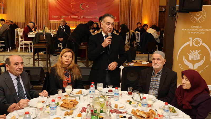 VALİ ÇAĞATAY ŞEHİT AİLELERİ VE GAZİLERLE İFTARDA BULUŞTU