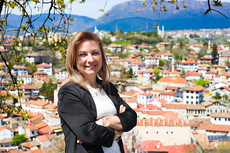 KÖSE’ “KADIN YAŞAMIN TA KENDİSİDİR”