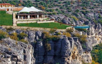 KANYONA ATLAYAN ÜNİVERSİTE ÖĞRENCİSİ HAYATINI YİTİRDİ