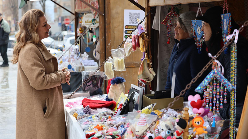 SAFRANBOLU’DA KADIN EL EMEĞİ PAZARI AÇILDI