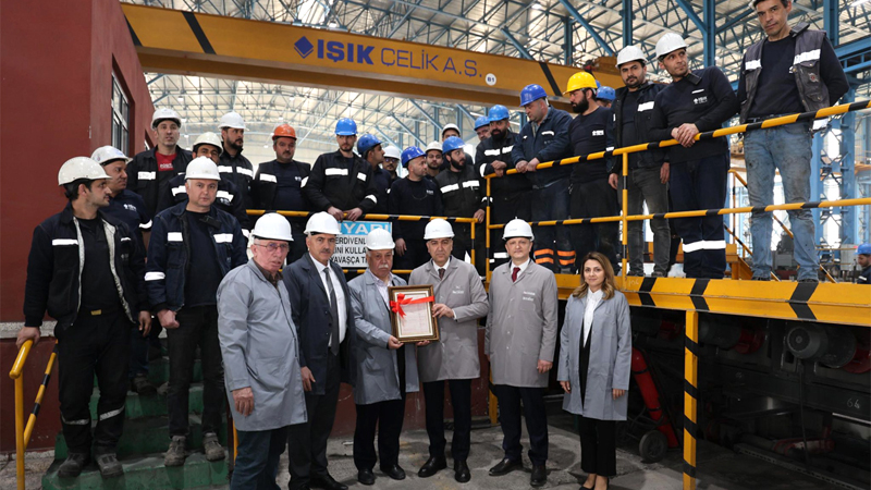 VALİ ÇAĞATAY IŞIK ÇELİK’TE İŞÇİLERLE BİR ARAYA GELDİ