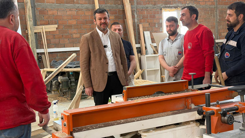 BELEDİYE MARANGOZHANESİNİN KAPASİTESİ 3 KAT ARTTI