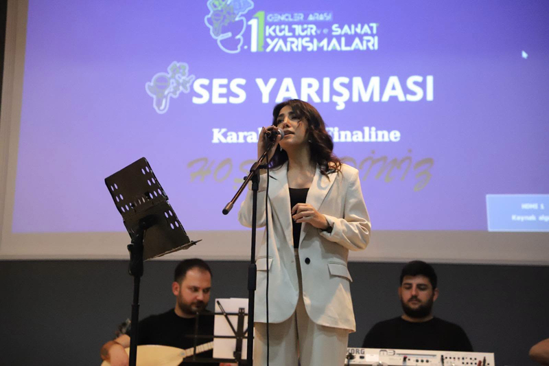 GENÇLER SAHNEDE: SES YARIŞMASI İL FİNALLERİ BÜYÜK İLGİ GÖRDÜ