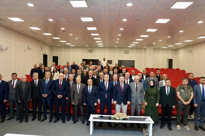 MUHTARLAR TOPLANTISI VALİ ÇAĞATAY BAŞKANLIĞINDA YAPILDI