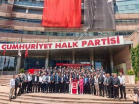 CHP’DE 74 İL BAŞKANI 81 İL TEMSİLCİSİ ORTAK BASIN AÇIKLAMASI