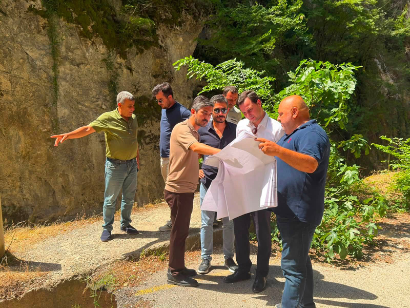 ŞEKER KANYONU İLE YAZIKÖY BAĞLANTI YOLUNDA ÇALIŞMALAR BAŞLADI