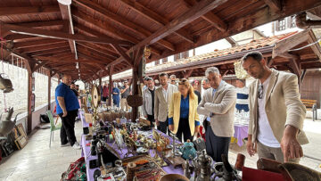 SAFRANBOLU TARİHİ ÇARŞIDA ANTİKA PAZARI AÇILDI