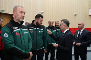 KARABÜK’TE İHH VE NEZİR DERNEĞİ ARAMA KURTARMA EKİPLERİ AKREDİTASYON BELGELERİNİ ALDI.