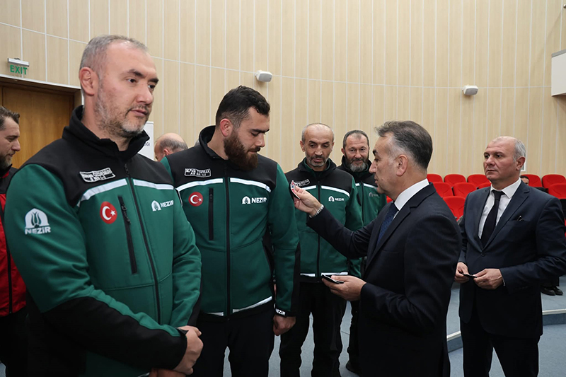 KARABÜK’TE İHH VE NEZİR DERNEĞİ ARAMA KURTARMA EKİPLERİ AKREDİTASYON BELGELERİNİ ALDI.